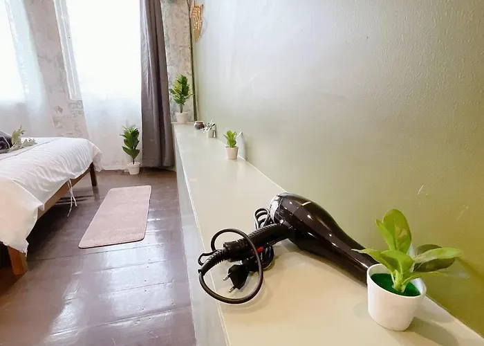 Apartment Nawa House,entire House, Near Grand Palace *