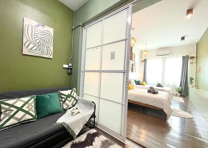 Nawa House,entire House, Near Grand Palace Apartment *