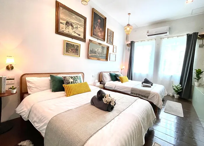 Apartment Nawa House,entire House, Near Grand Palace