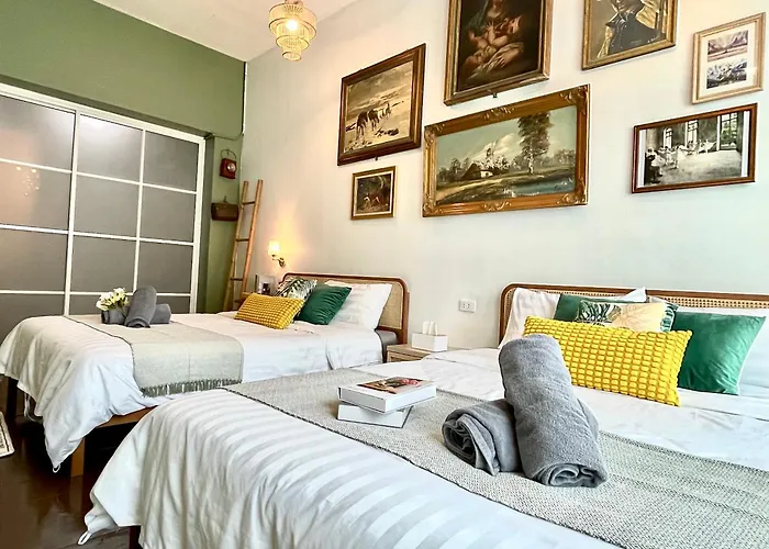 Apartment Nawa House,entire House, Near Grand Palace *